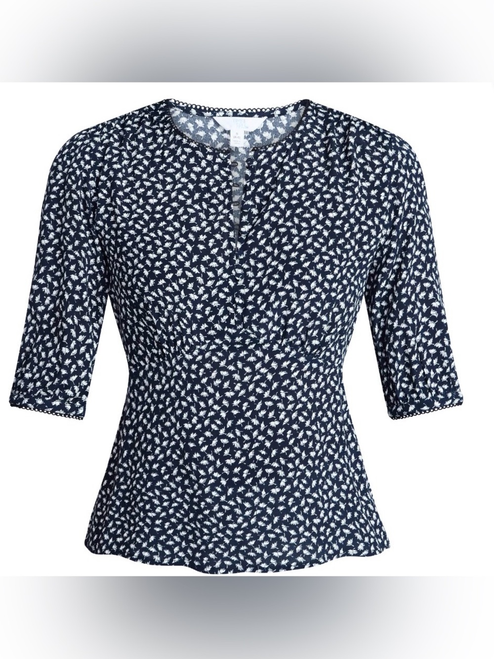 Time & Tru Women’s Large Blouse Empire Waist With Elbow Length Puff Sleeves NWT